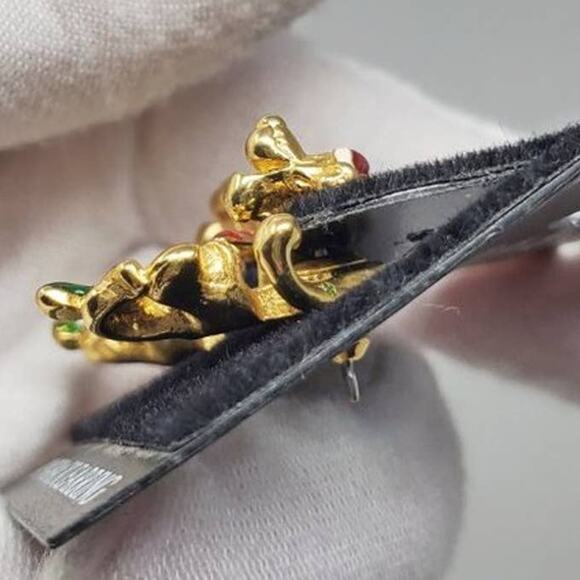 Rare Disney Parks Tigger Christmas Earrings NIP - Picture 6 of 8